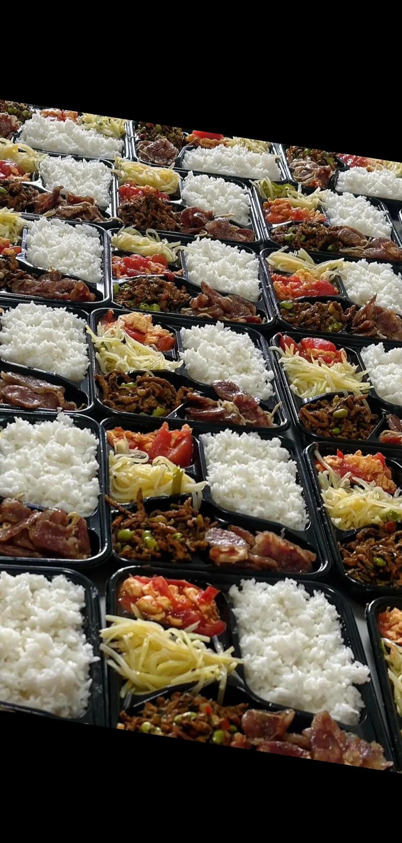 食堂承包：提升企业员工满意度的关键所在